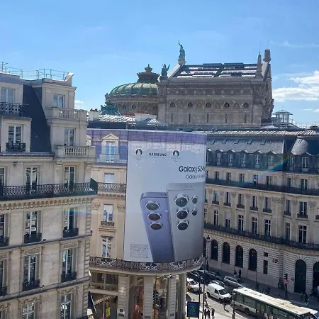 Apartment Opera