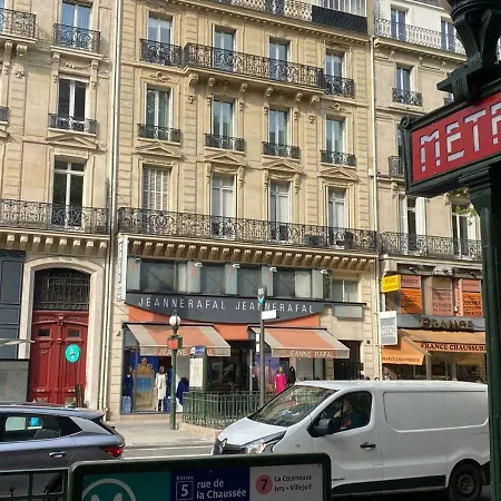 Opera Apartment *