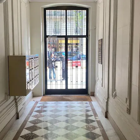 Apartment Opera Paris